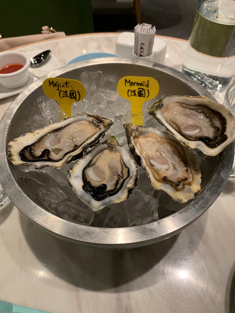 親子餐廳 - 買一送一的法國生蠔