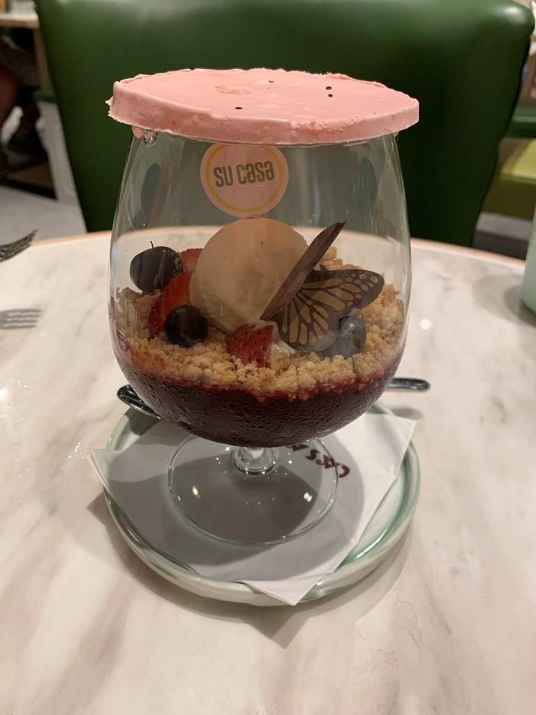 親子餐廳 - 燴車厘子金寶脆脆配雲呢拿雪糕