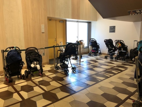 親子旅行 - 木系室內遊樂場