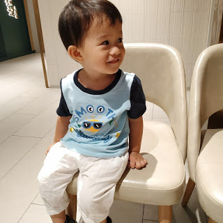 素食自助餐 - 幫筋肉寶寶拍照