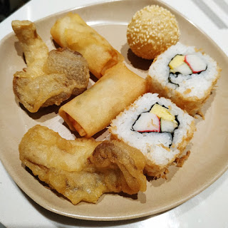 素食自助餐 - 大量炸物