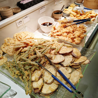 素食自助餐 - 大量炸物