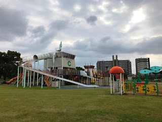 親子旅遊 - 超大草地