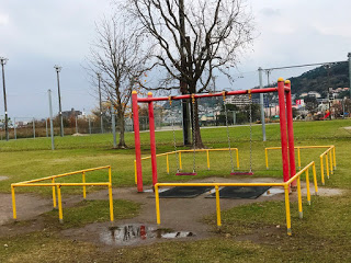 親子旅遊 - 盪鞦韆