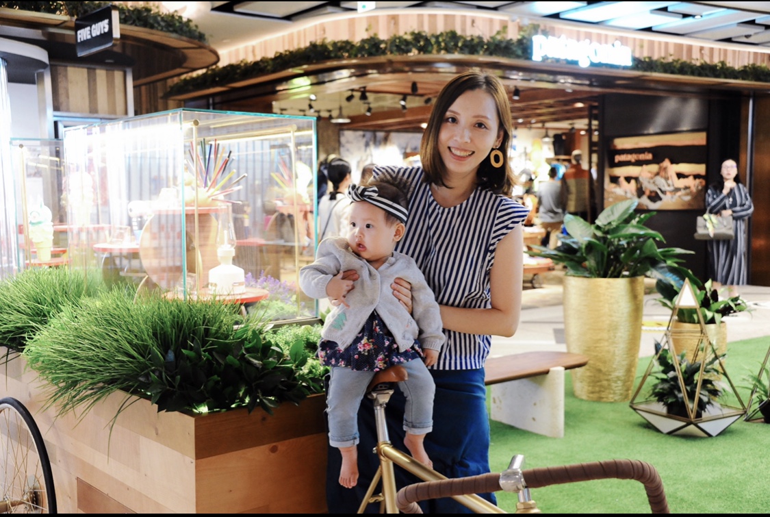 波豬媽 全職媽媽:07:00 ,我都已經起咗身,仲餵緊朝頭早嘅第一餐奶