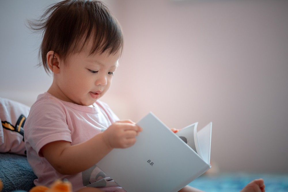 幼稚園面試:將呢本書交俾媽咪