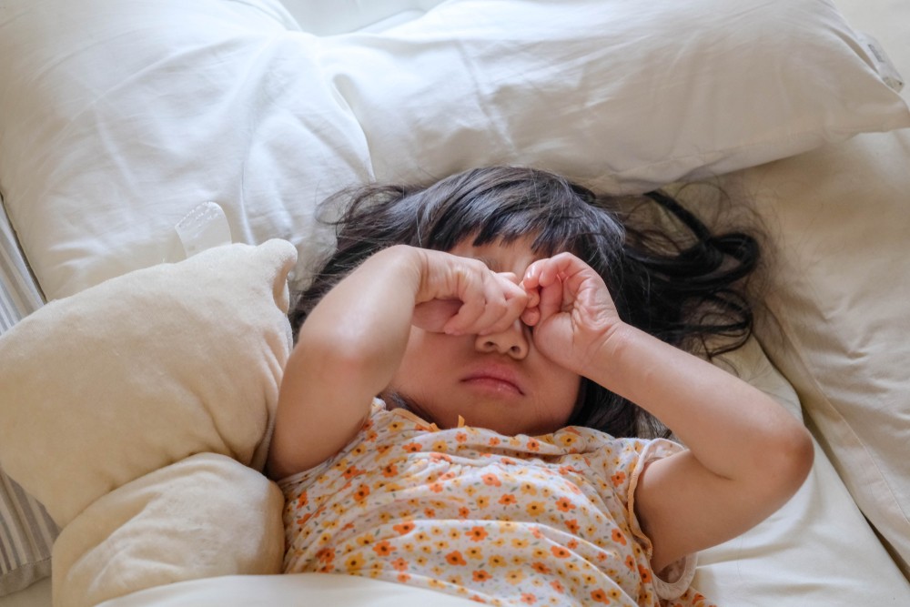 最重要是讓孩子在睡覺前有安靜的情緒。