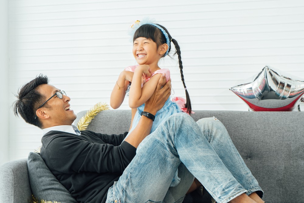 在清水中加點天然、有益的味道，如檸檬、蜂蜜等