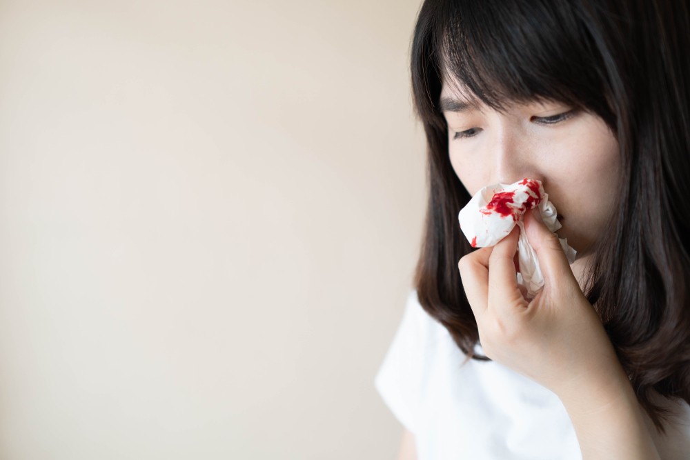 孕婦流鼻血後應避免挖鼻