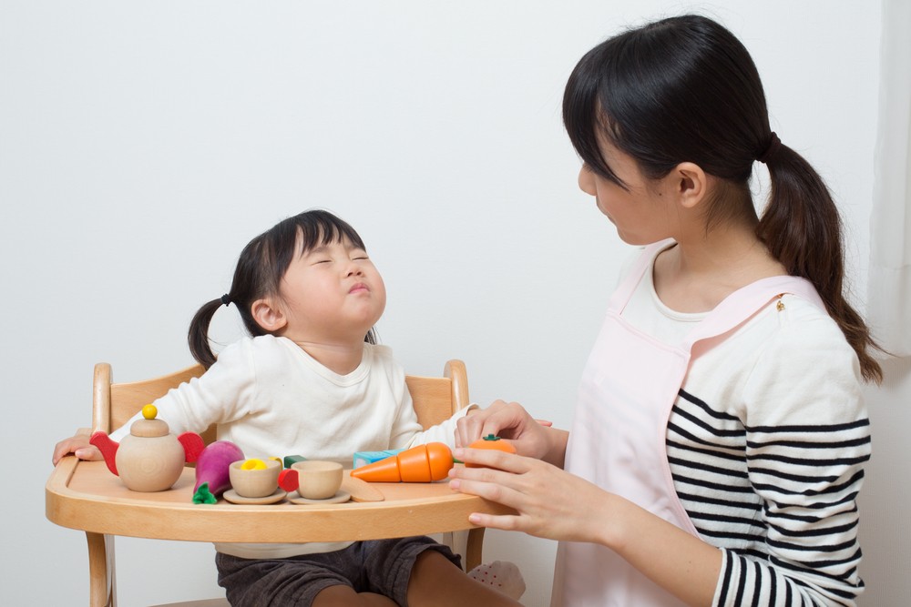 親子溝通:家長和寶寶溝通時應「面對面」