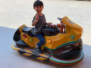 戶外郊遊 - 陸上踫踫車