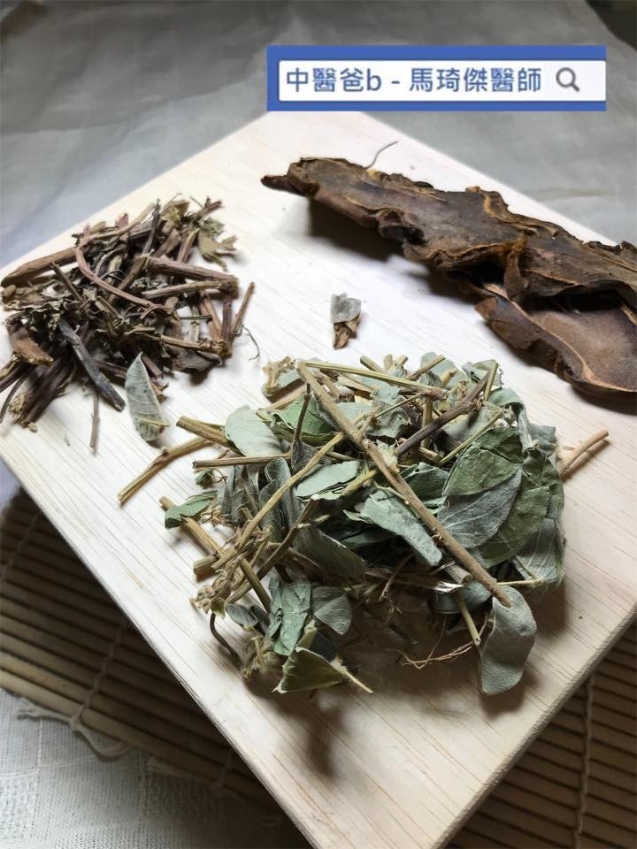 材料:金錢草1兩、貓鬚草1兩、金狗脊5錢