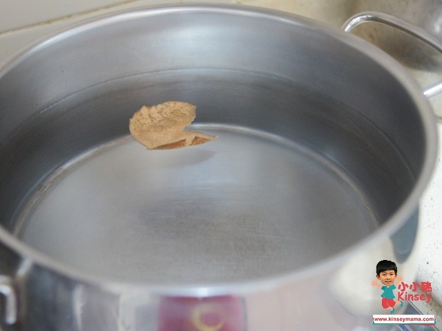 湯水推介:煲內放約3L水,然後隨水加入陳皮~