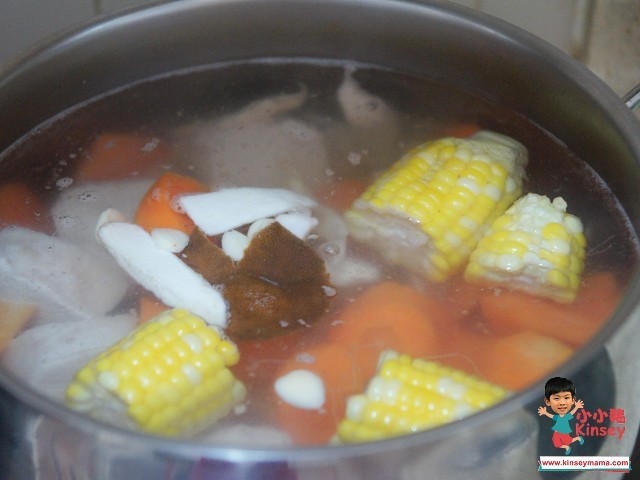 湯水推介:待滾起後,加入所有材料~