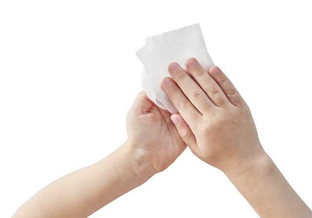 流感、武漢肺炎肆虐,隨時用紙巾抹手清清