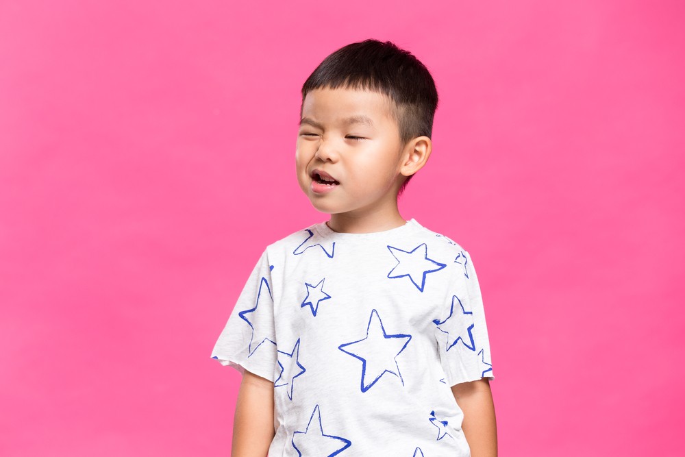 一個普通人平均數秒眨一次眼,每分鐘大約眨眼3至17次