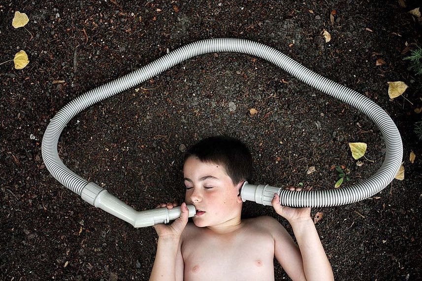 在兒子5歲開始上學時,發現他的行為跟其他同學有分別