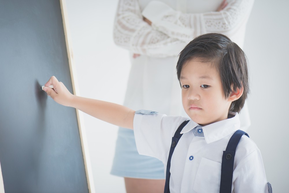 統一派位:想兒子派到最好小學,還是派到普通小學?