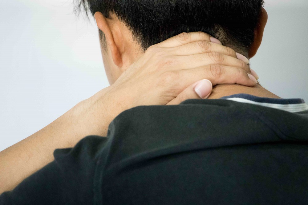 【切勿模仿】全球網上瘋傳「破顱者挑戰」 多人身心受創