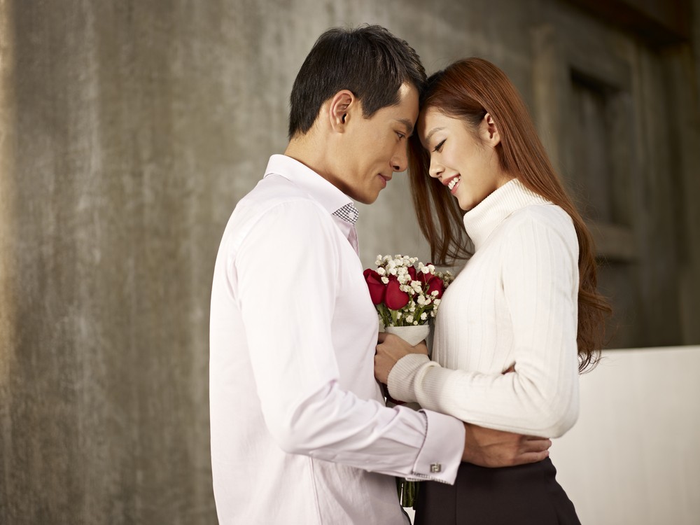 人妻知道真相後,說現在已回不去了,已與丈夫結婚,還有個女兒。