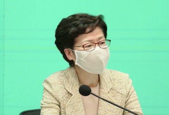 行政長官林鄭月娥今天宣佈全港分三階段復課。