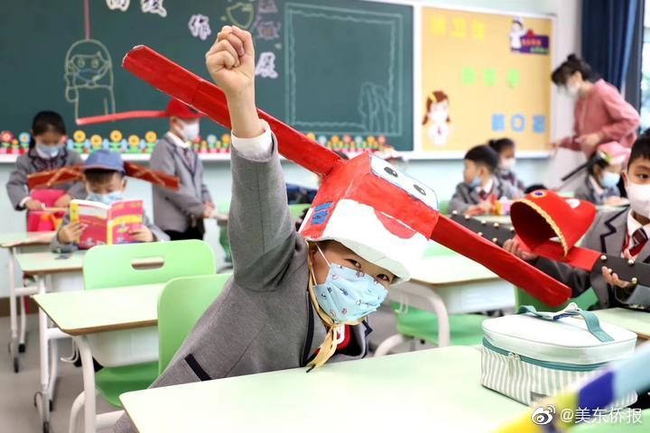 跟孩子一同預演回到學校上課的情況