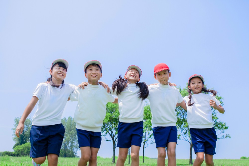 日本小孩10歲前都不用考試。