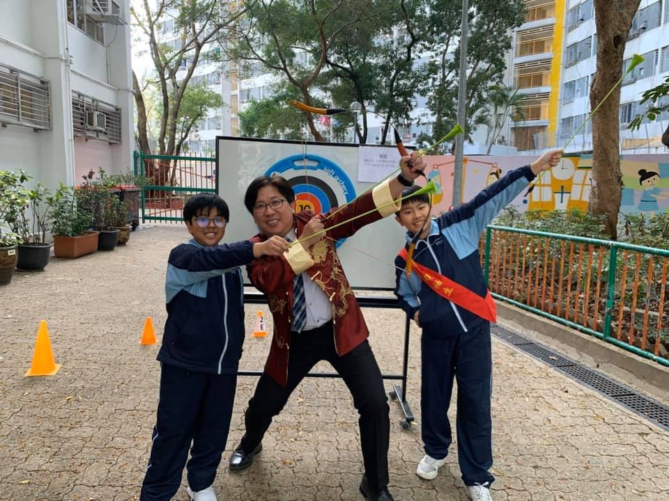 陳校長希望學生學懂尊重和感恩。