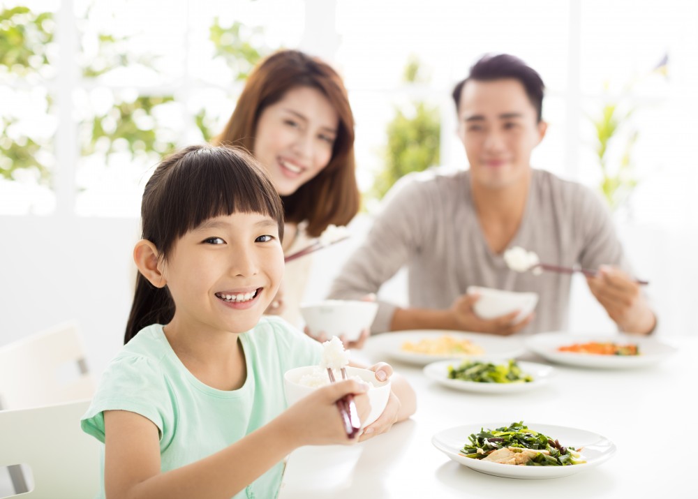 疫情期間市民多留家吃飯。