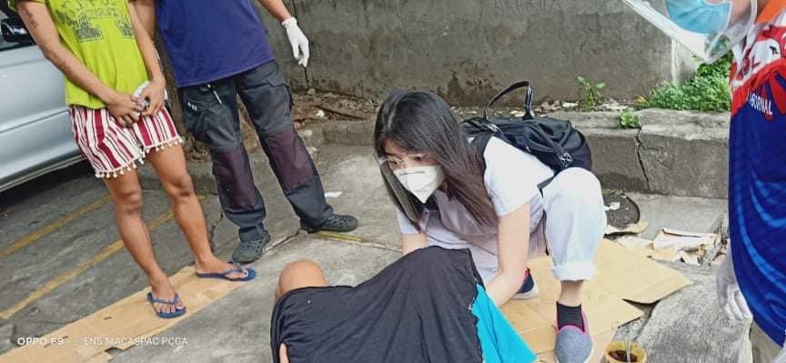 Lorraine即場幫忙接生。