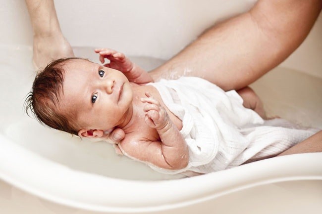 Pampers