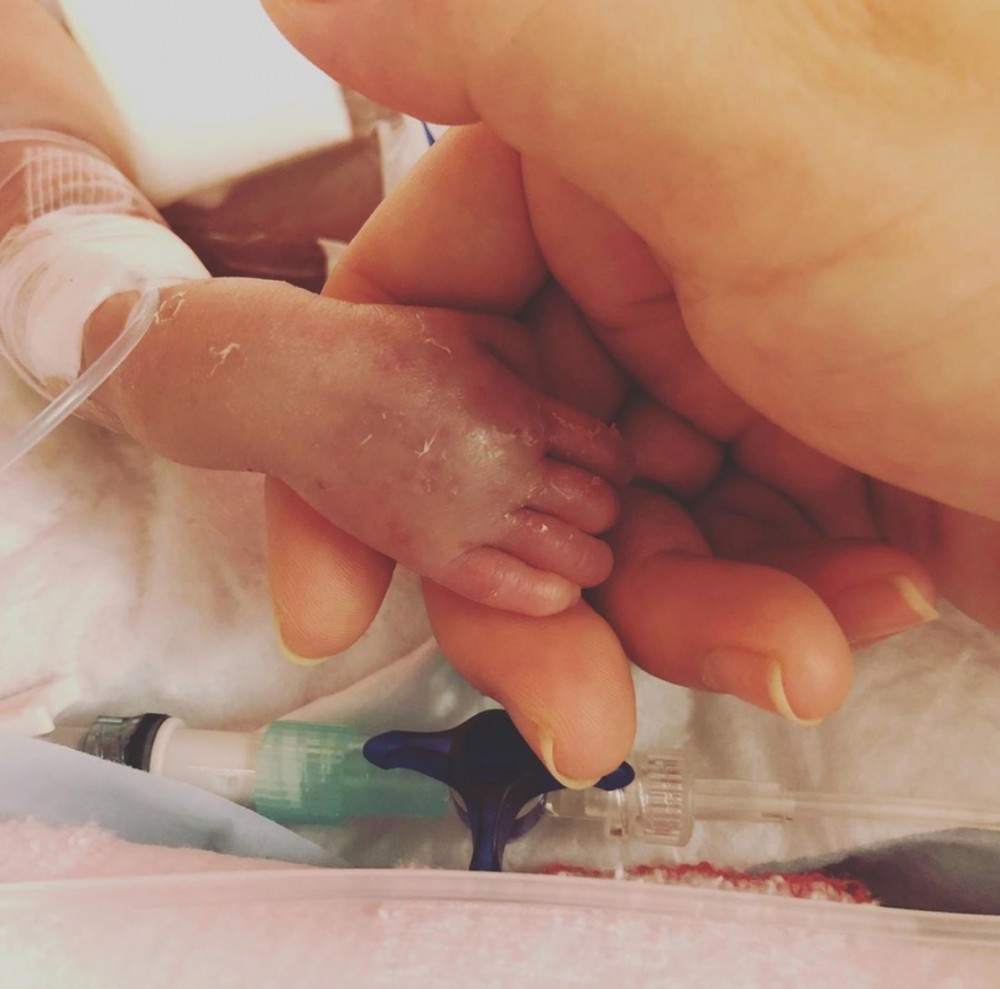 未得歸家的小秋彥 FB