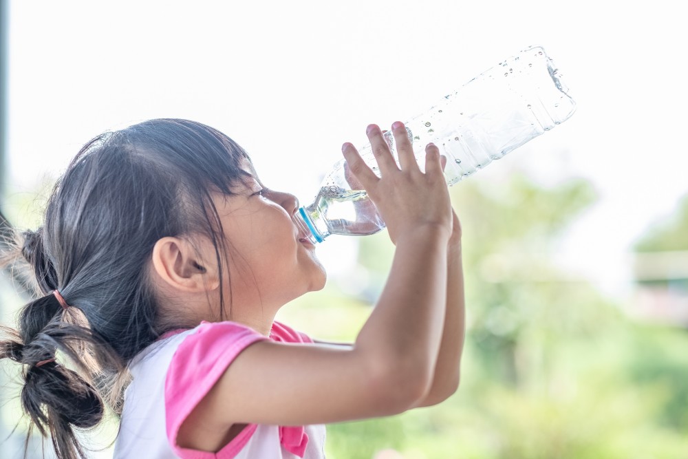 drink water