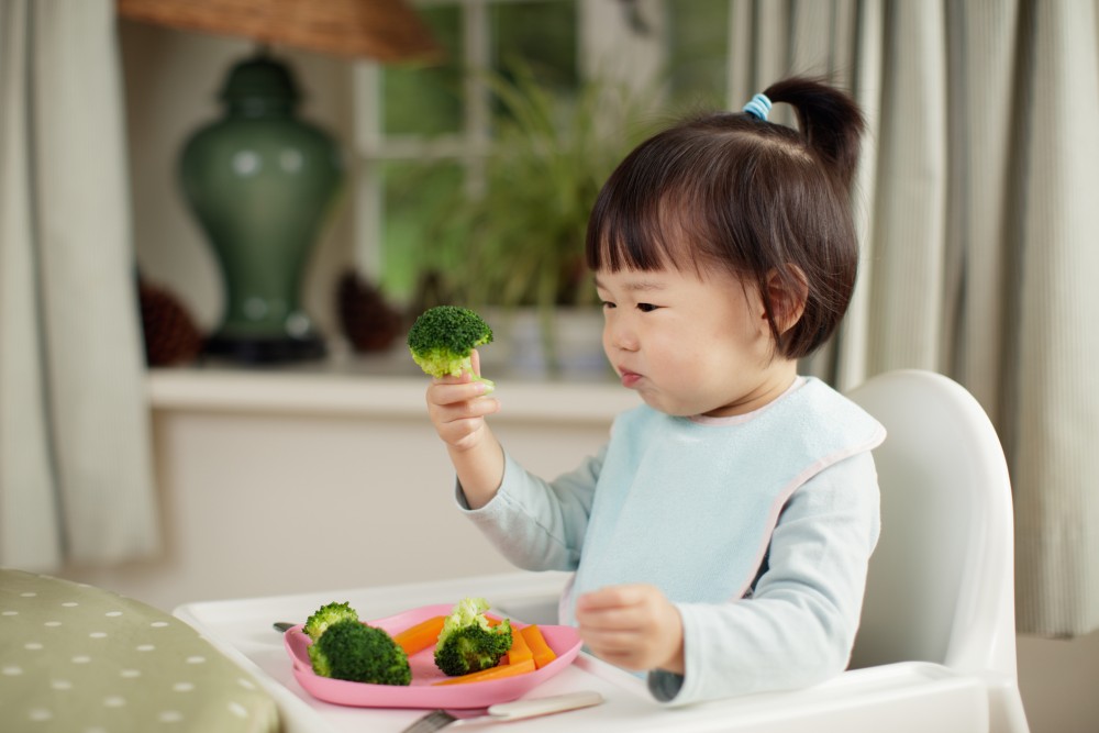 kids eating