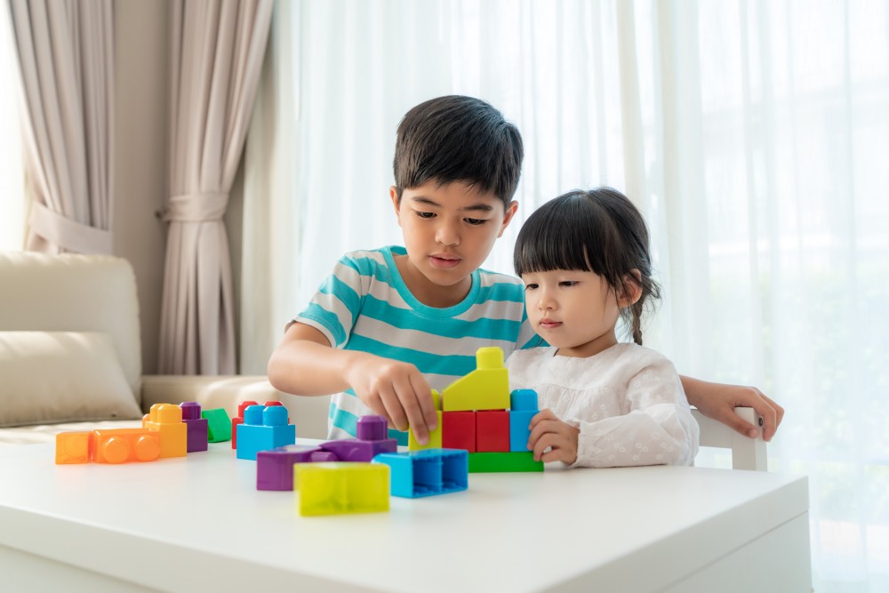 kids playing tgt
