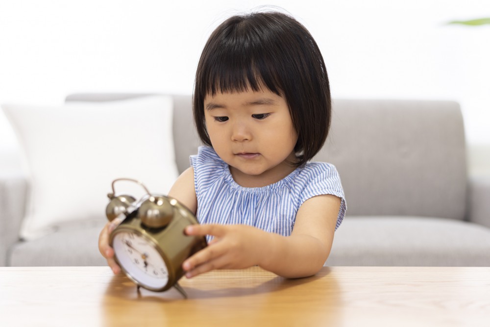 kids and clock
