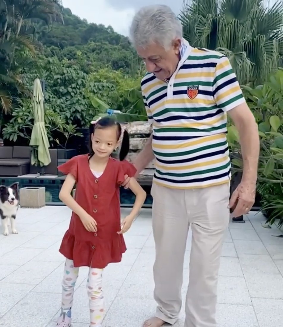 鐘麗淇 YogaChung IG