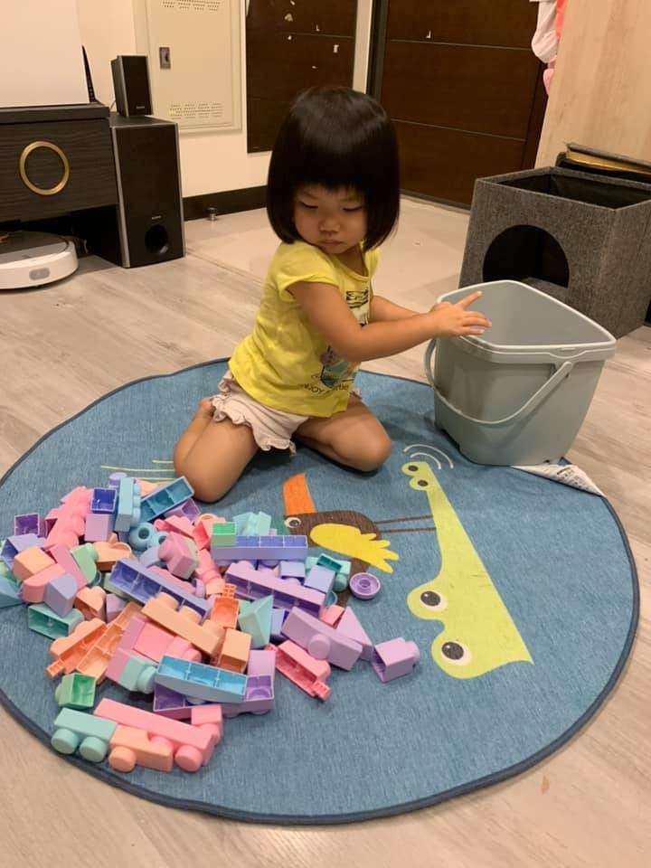 蒙特梭利教育。