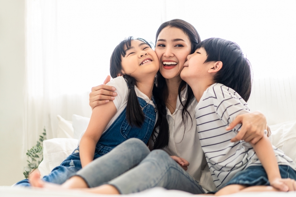 父母對兒子和女兒都要用不同旳溝通方式。