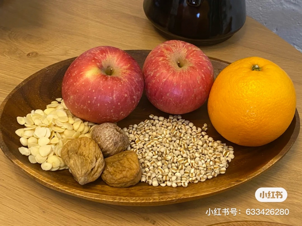 梁詠琪小紅書