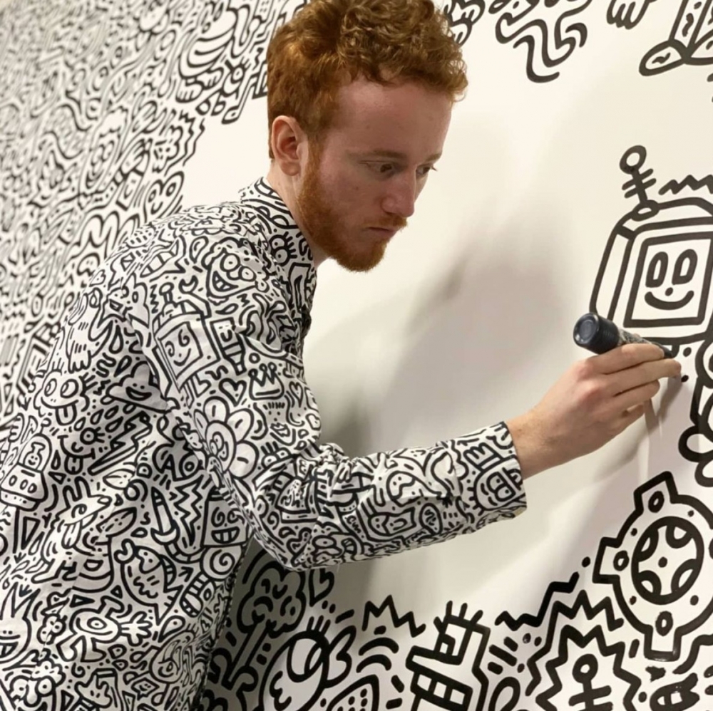 Mr.Doodle