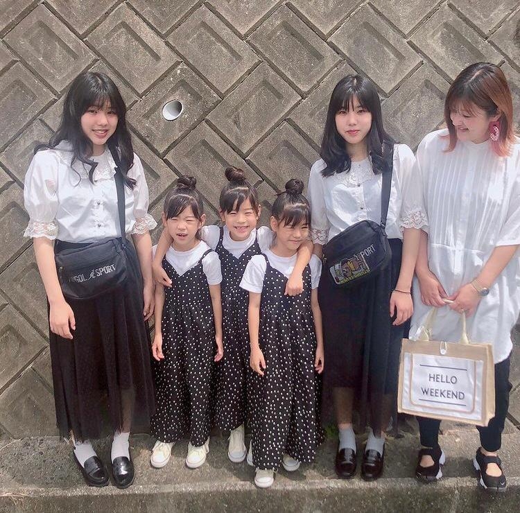 六母女。