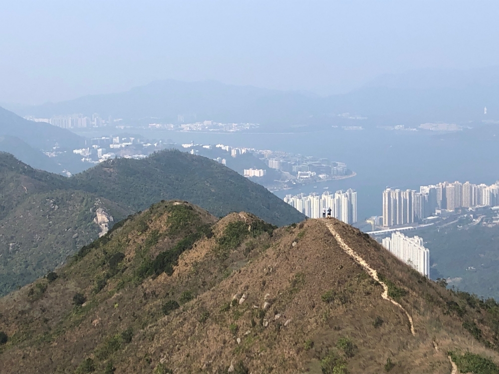 黃牛石山。