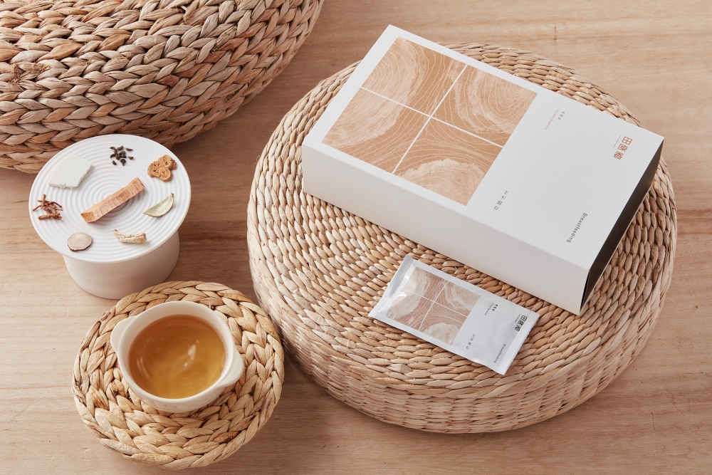 產後坐月湯水推薦：田原香王不留行滴雞精