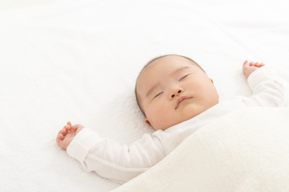 新生至3個月大BB的全日睡眠應該維持在14至17個小時