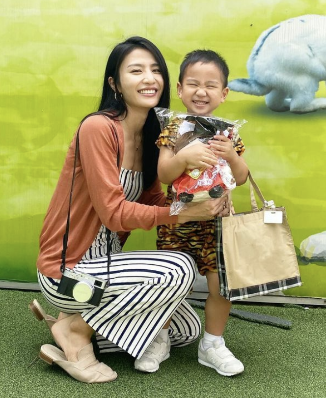 林芊妤 Coffee IG