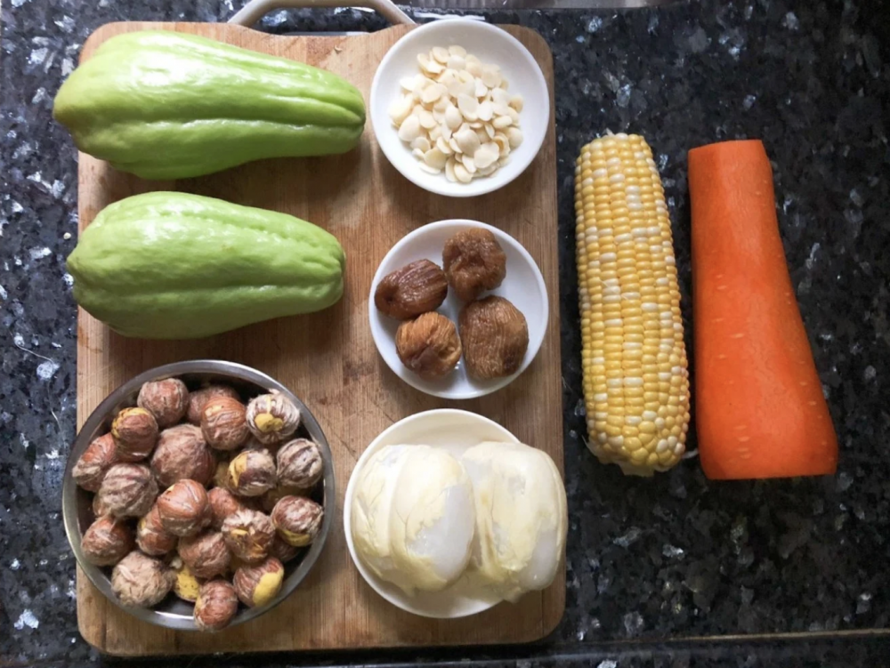 合掌瓜海底椰栗子素湯食材