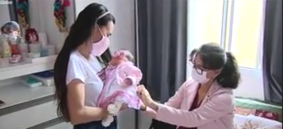 Rosicleia稱雖然Maria跟媽媽都在同一個肚子來到世上,但這絲毫不減父母對她的愛鍚。