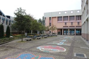 伊利沙伯中學舊生會小學分校位於72校網