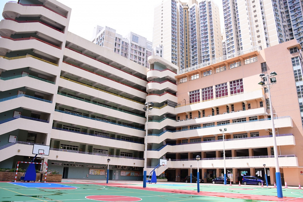港澳信義會明道小學位於95校網